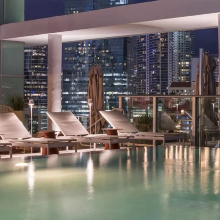 Novotel-Miami-Brickell-_6-450x450-1